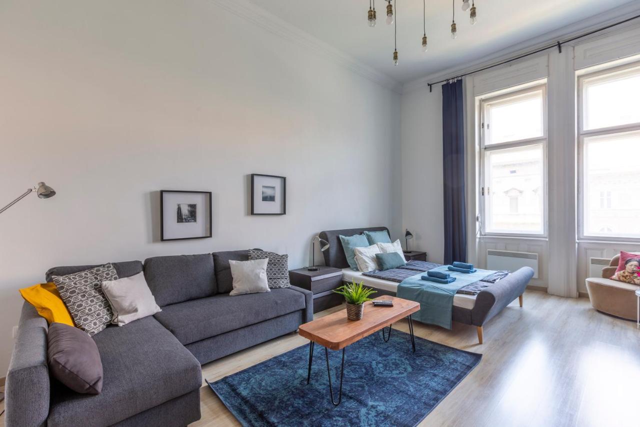 Deluxe Downtown Home By Elisabeth Budapest Exterior foto